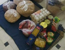 اهداء سبد مواد غذایی و سه رأس گوسفند قربانی برای ۱۹ خانواده